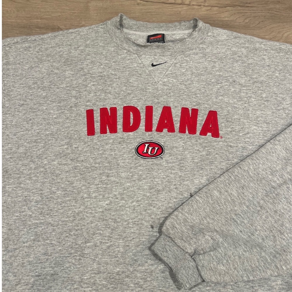Vintage Nike Indiana University Sweatshirt IU Hoosiers Crewneck Center Swoosh